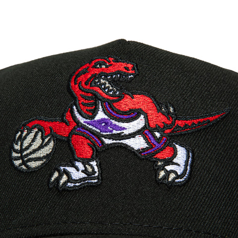 New Era 9Forty A-Frame Black Dome Toronto Raptors 30th Anniversary Patch 1995 Alternate Snapback Hat - Black New Era