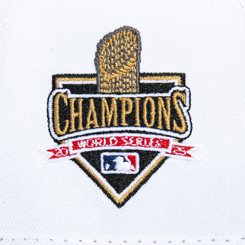 New Era 9Forty A-Frame Los Angeles Dodgers 2025 World Series Champions Trophy Patch Snapback Hat - White, Royal New Era