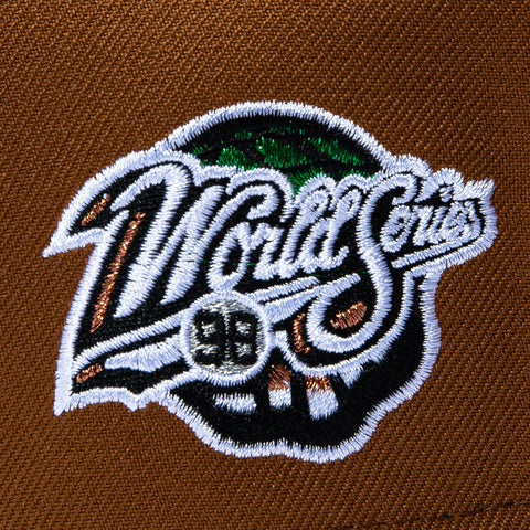 New Era 9Forty A-Frame New York Yankees 1998 World Series Patch Snapback Hat - Khaki, Metallic Silver New Era