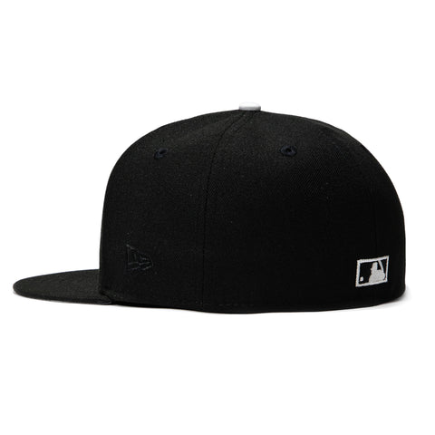 New Era 59Fifty TV Static New York Yankees 1999 World Series Patch Glow in the Dark Hat - Black New Era