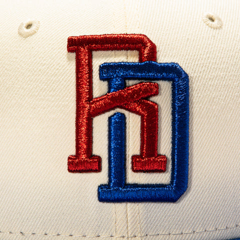 Pre-order New Era 59Fifty Dominican Republic 2026 World Baseball Classic Dominican Republic Flag Patch Hat - White, Royal New Era