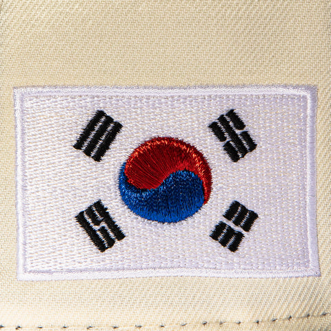 New Era 59Fifty Korea 2026 World Baseball Classic Korea Flag Patch Hat - White, Navy New Era