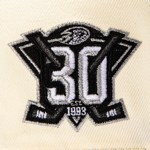 <div>REFLECT AF940 DUCKS WHT/BLK SN</div> New Era