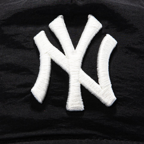 NYLON YANKEES BLK/WHT SN New Era