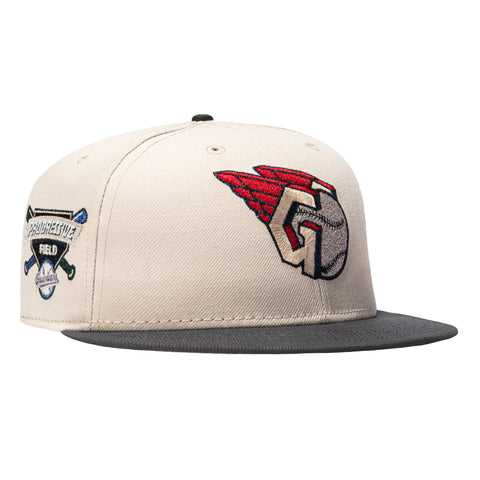 MAY FOURTH 2TONE GUARDIANS FIELD ALT WHT/GPH/RED New Era