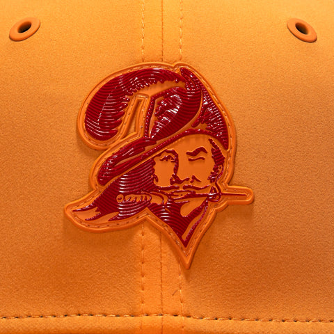 New Era 9Seventy Tampa Bay Buccaneers 2026 NFL Sideline Stretch Snapback Pre-curved Hat - Orange New Era