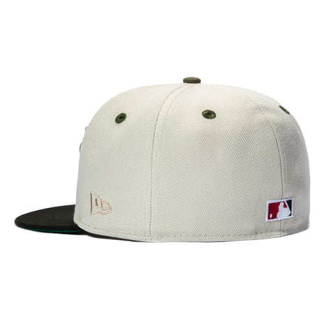 New Era 59Fifty New York Yankees 2001 World Series Patch Script Hat - Stone, Black New Era