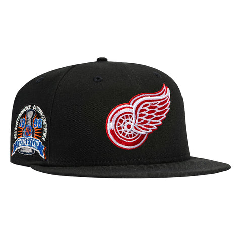 BLK DOME 5950 RED WINGS SC98 BLK New Era
