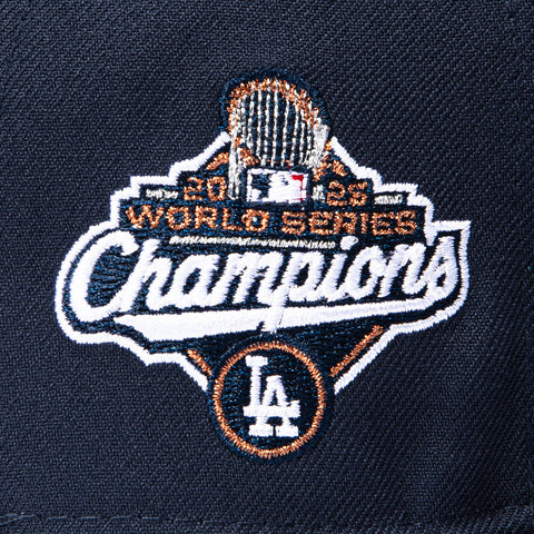 New Era 59Fifty Los Angeles Dodgers 2025 World Series Champions Patch Hat - Navy, White New Era