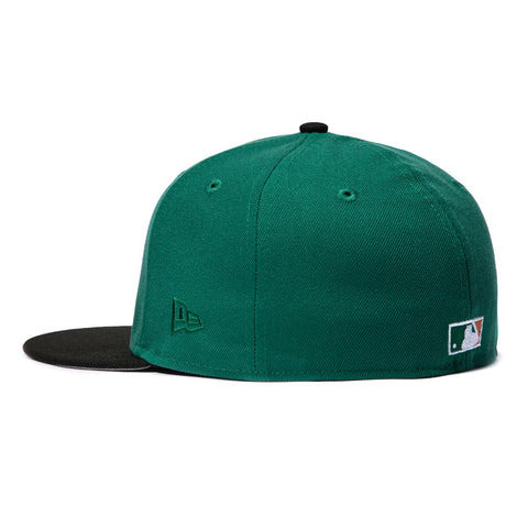 New Era 59Fifty Philadelphia Phillies Baseball Club Patch 1915 Old English Logo Hat - Green, Black, Metallic Silver New Era