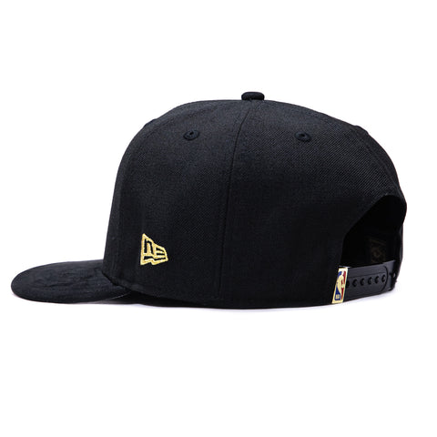 New Era 9Fifty Hardwood Classic New York Knicks 50th Anniversary Patch Snapback Pre-Curved Hat - Black, Gold New Era