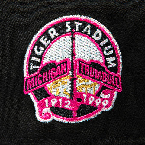 New Era 9Forty A-Frame Detroit Tigers Stadium Patch Rose Snapback Hat - Black, Pink New Era