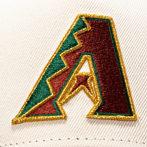 New Era 9Forty A-Frame Arizona Diamondbacks 2001 World Series Patch A Snapback Hat - Cream, Maroon New Era