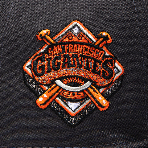2TONE GIANTS ALT GPH/BLK New Era