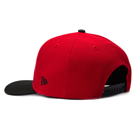 New Era 9Fifty A-Frame 2026 Del Mundo Mexico Flag Patch Snapback Pre-curved Hat - Red, Black