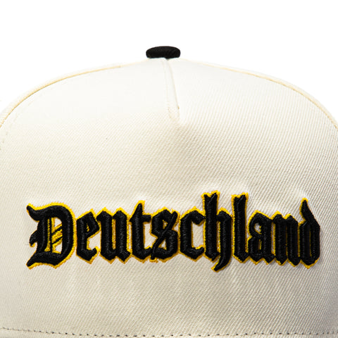 New Era 9Fifty A-Frame 2026 Del Mundo Germany Flag Patch Snapback Pre-curved Hat - White, Black