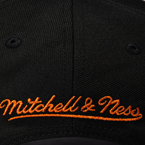 MN DOUBLE CLUTCH PRO DUCKS BLK SN Mitchell and Ness