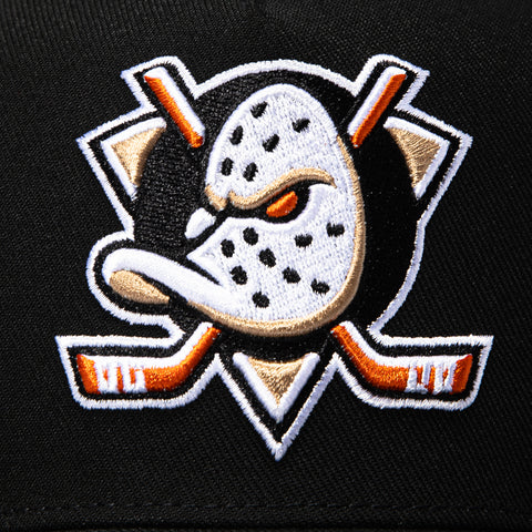 MN DOUBLE CLUTCH PRO DUCKS BLK SN Mitchell and Ness