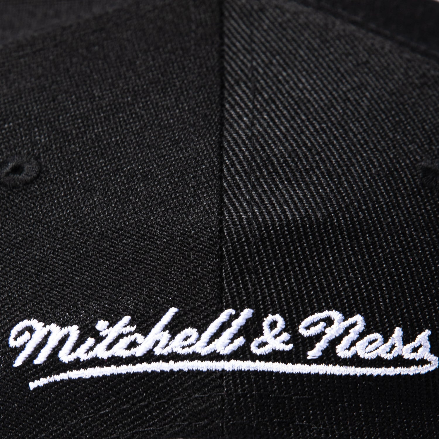 Mitchell & Ness Pro Pinch New York Yankees Snapback Hat - Black