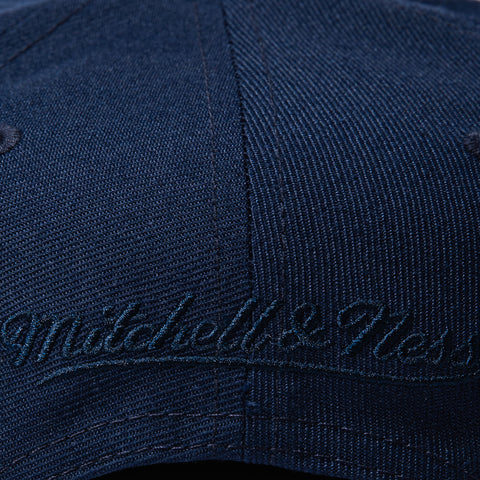 MN YANKEES OG NVY/WHT SN Mitchell and Ness