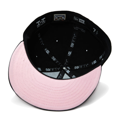 New Era 59Fifty San Francisco Giants 2010 World Series Patch Upside Down Pink UV Hat - Black, White New Era