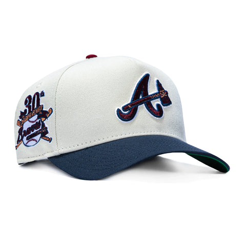 New Era 9Forty A-Frame Varsity Hues Atlanta Braves 30th Anniversary Patch Alternate Snapback Hat - Stone, Navy New Era