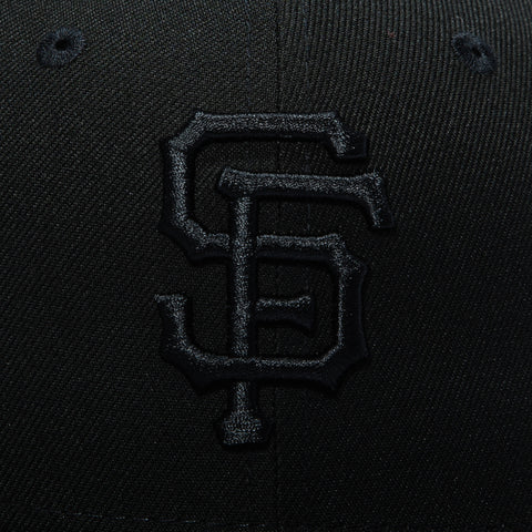 RED UV 5950 GIANTS WS89 BLK/BLK/BLK New Era
