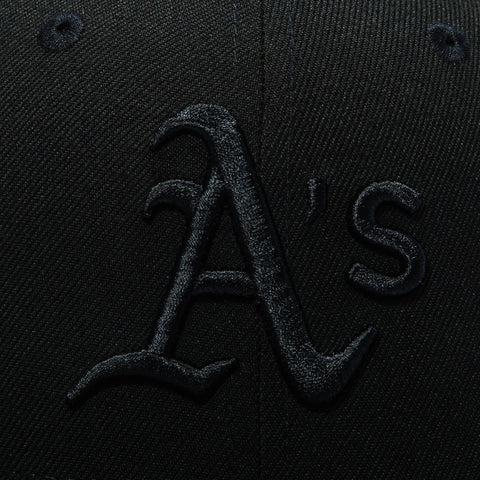 RED UV 5950 ATHLETICS 100TH A BLK/BLK/BLK New Era