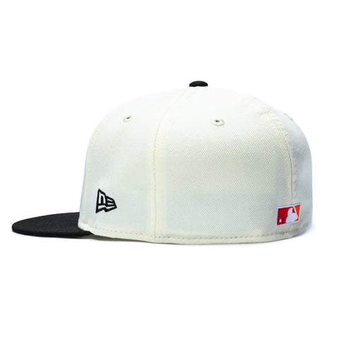 New Era 59Fifty Molten Lava New York Yankees 1998 World Series Patch Hat - White, Black New Era