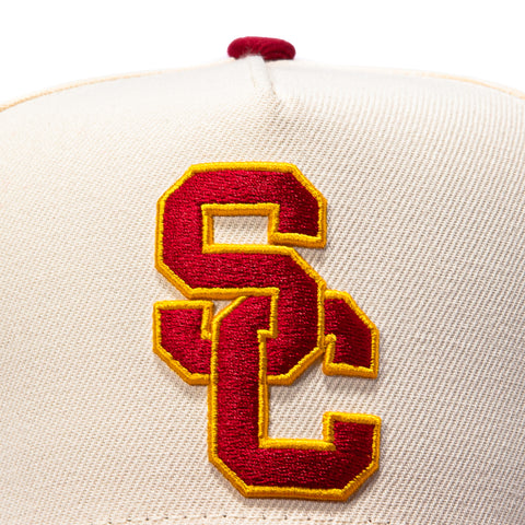 <div>GRAIL USC TROJAN SCRIPT CRM/MRN SN</div> Woodn Grail