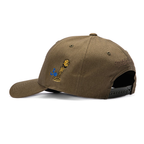 Mitchell & Ness New York Knicks 3x NBA Champions Patch Script Snapback Hat - Olive Mitchell and Ness