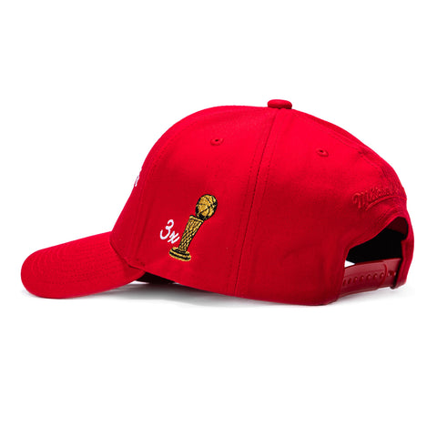 Mitchell & Ness New York Knicks 3x NBA Champions Patch Script Snapback Hat - Red Mitchell and Ness