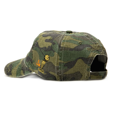 Mitchell & Ness New York Knicks 3x NBA Champions Patch Script Strapback Hat - Camo Mitchell and Ness