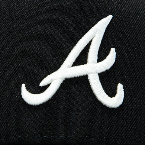 New Era 9Forty A-Frame Atlanta Braves 1999 World Series Patch Orange UV Glow in the Dark Snapback Hat - Black New Era