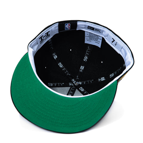 New Era 59Fifty New York Knicks 2026 NBA Champions Patch Script Hat - Black New Era