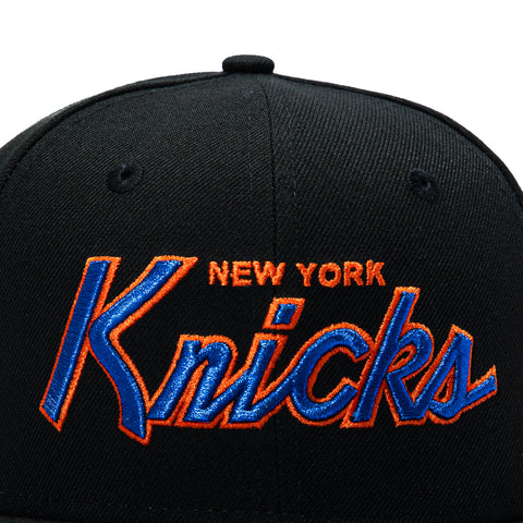 New Era 59Fifty New York Knicks 2026 NBA Champions Patch Script Hat - Black New Era