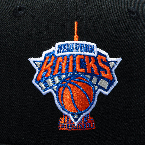 New Era 59Fifty New York Knicks 2026 NBA Champions Patch Empire State Building Pink UV Hat - Black New Era
