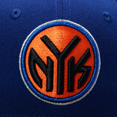 New Era 59Fifty New York Knicks 2026 NBA Champions Patch Token Hat - Royal, Black New Era