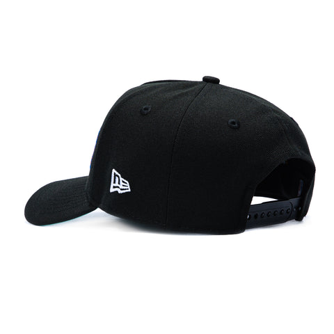 New Era 9Forty A-Frame New York Knicks 2026 NBA Champions Patch New York Statue of Liberty Mint UV Snapback Hat - Black New Era