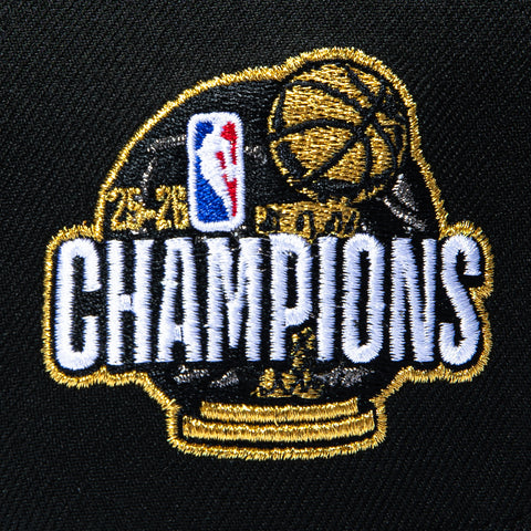 New Era 9Forty A-Frame New York Knicks 2026 NBA Champions Patch New York Statue of Liberty Mint UV Snapback Hat - Black New Era