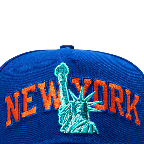 New Era 9Forty A-Frame New York Knicks 2026 NBA Champions Patch New York Statue of Liberty Mint UV Snapback Hat - Royal New Era