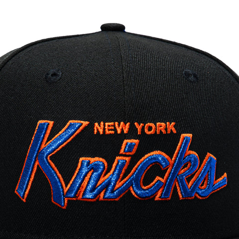 New Era 9Fifty New York Knicks 2026 NBA Champions Patch Script Snapback Hat - Black New Era