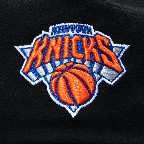 New Era 19Twenty New York Knicks 2026 NBA Champions Patch Snapback Pre-Curved Hat - Black, Royal New Era