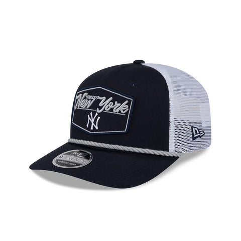 New Era 9Seventy New York Yankees Snapback Trucker Pitch Hat - Navy, White