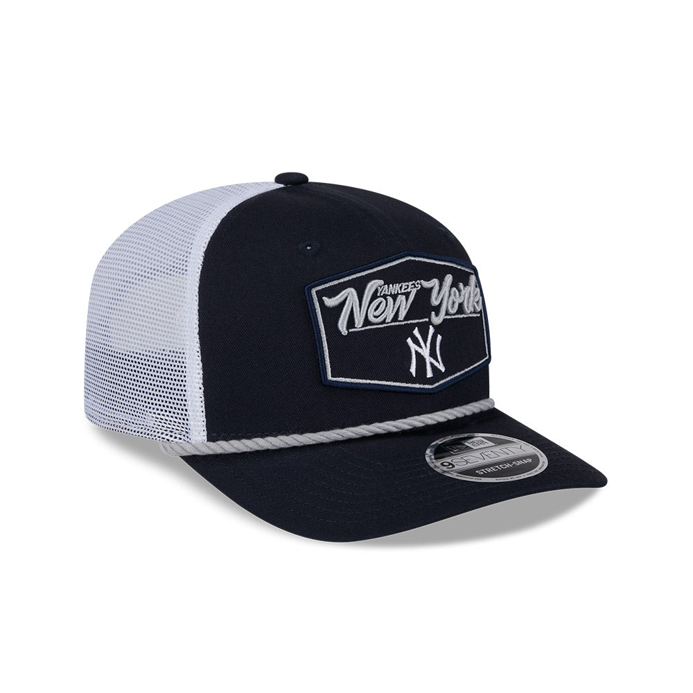 New Era 9Seventy New York Yankees Snapback Trucker Pitch Hat