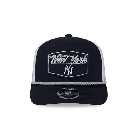 New Era 9Seventy New York Yankees Snapback Trucker Pitch Hat - Navy, White