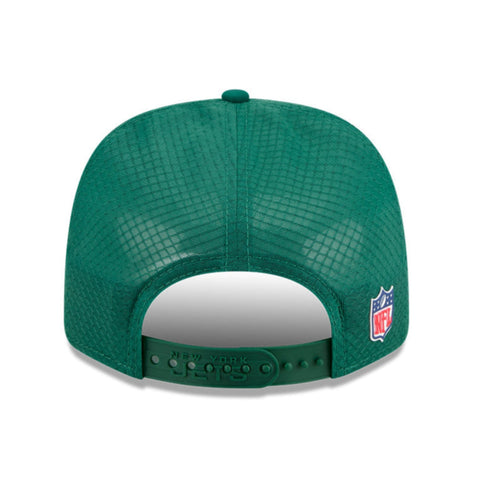 New Era 9Seventy New York Jets 2025 Sideline Snapback Trucker Hat - Green New Era