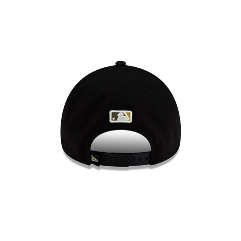 AF940 BREWERS WS26 CHAMPS LR BLK SN
New Era 9Forty A-Frame Dodgers 1999 World Series Patch Snapback Hat - Navy New Era