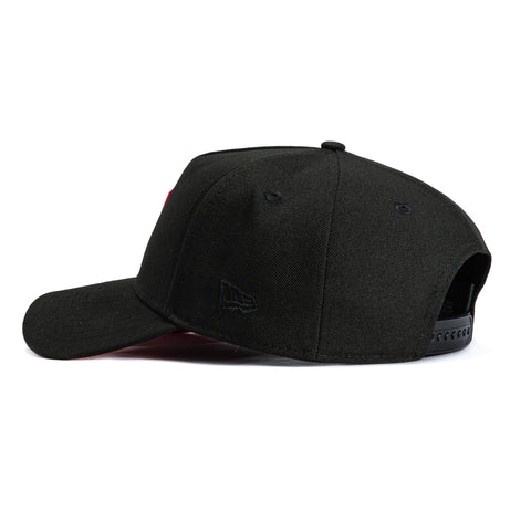 AF940 RED UV AVIATORS LV BLK/RED New Era