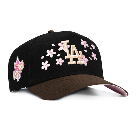 New Era 9Forty A-Frame Los Angeles Dodgers 1988 World Series Patch Blossom PInk UV Snapback Hat - Black, Brown New Era